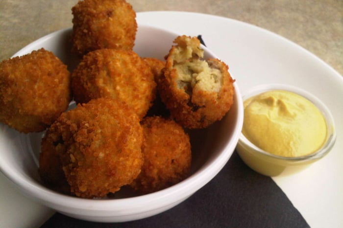 Amsterdam Food Tour: Dutch Beer and Cuisine image