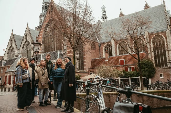 Sites and Insights: An Expert-Led Amsterdam Welcome Tour image