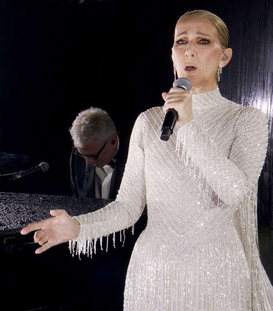 celine-dion-paris-olympics-072724-6e68b10dff0040a39c2898d6cd417c30